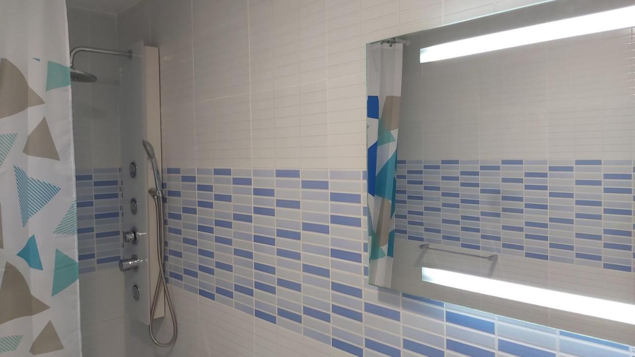 Del Parque Flats Meseta Swimmingpool Apartment Torremolinos Exterior photo