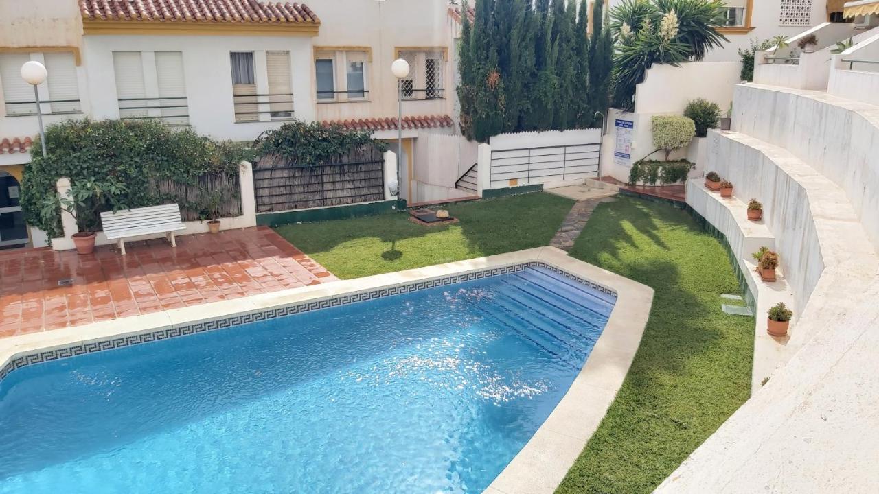 Del Parque Flats Meseta Swimmingpool Apartment Torremolinos Exterior photo